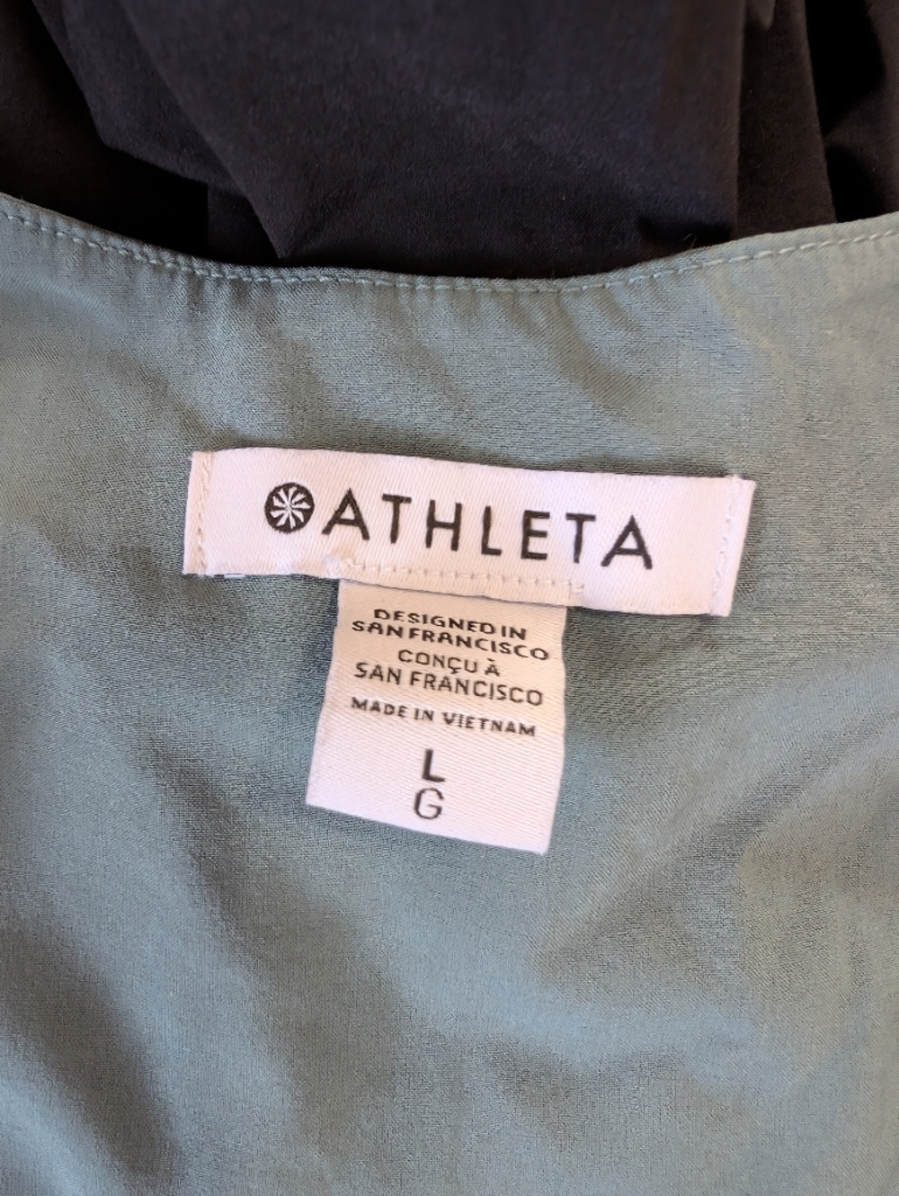 Athleta Spring Forward Pleated Tank Size L - Picture 9 of 10
